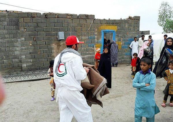 دستگاه های تجهیزات امدادی برای خدمات رسانی به سیل زدگان سیستان و بلوچستان اعزام شد